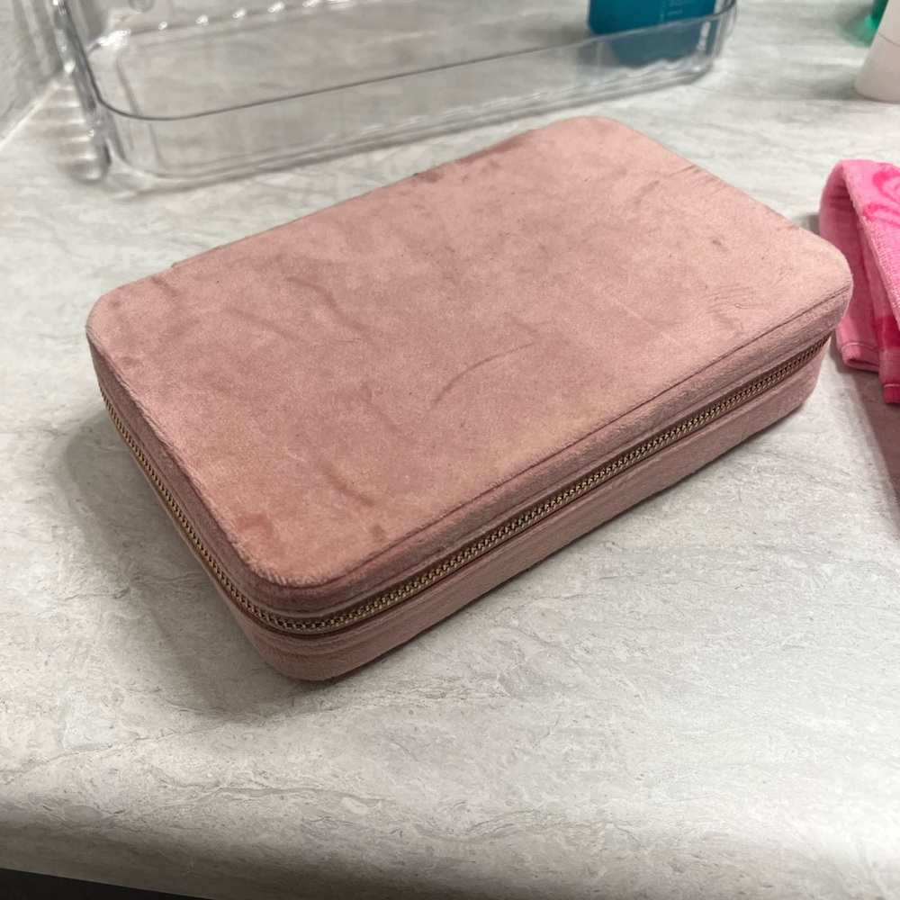 jewelery organizer